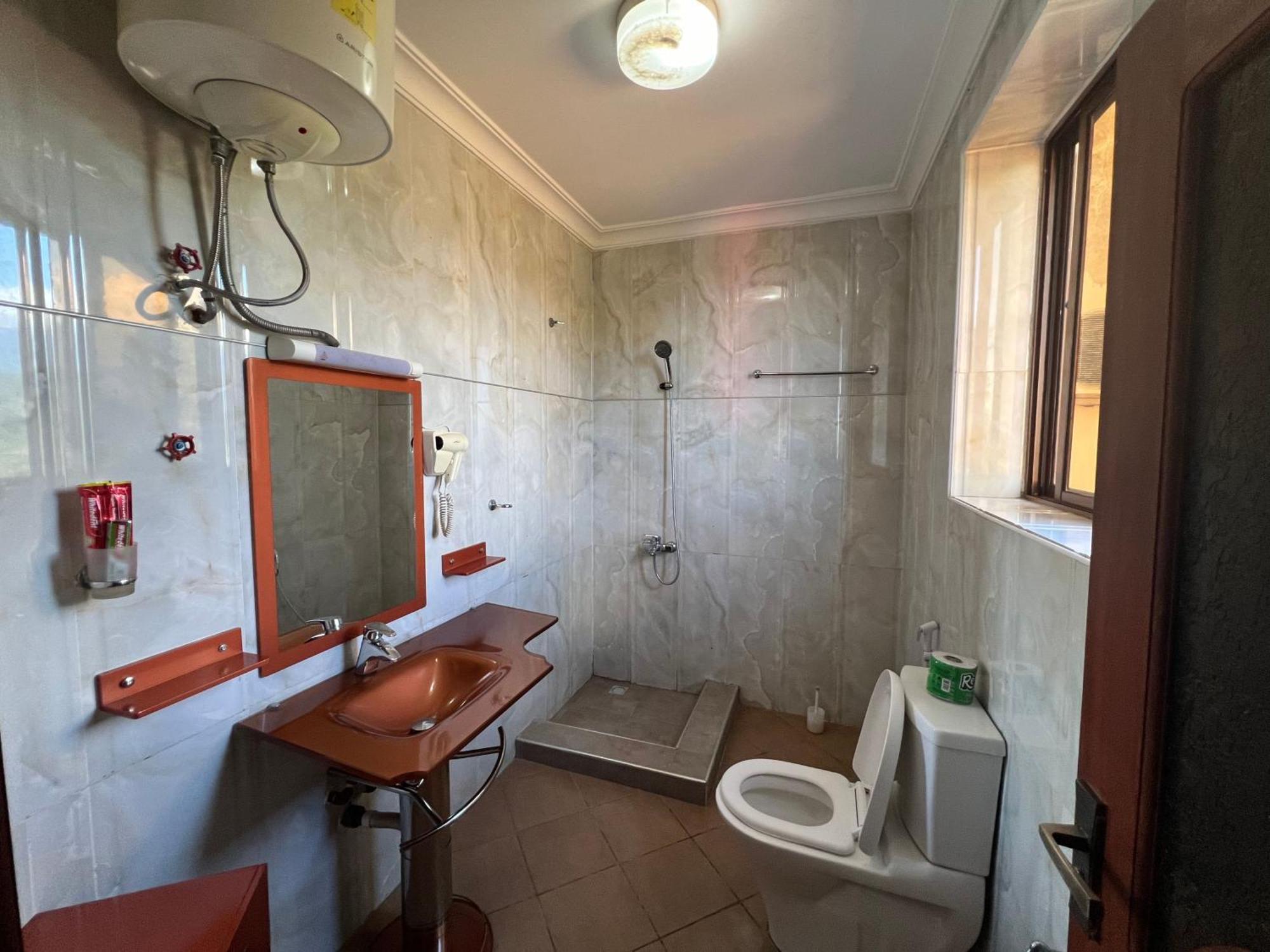 Nejobugg Palace Hotel Nkoanrua Zewnętrze zdjęcie