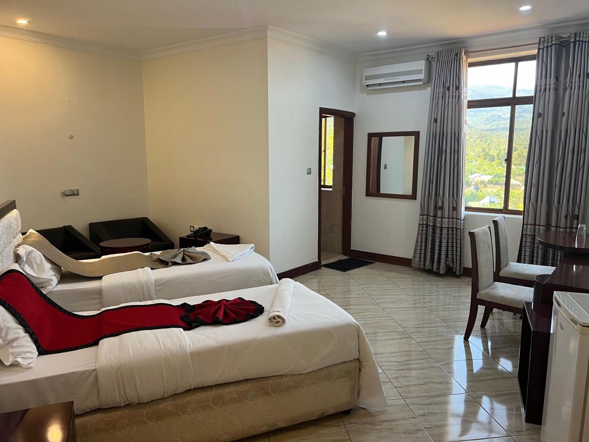 Nejobugg Palace Hotel Nkoanrua Zewnętrze zdjęcie