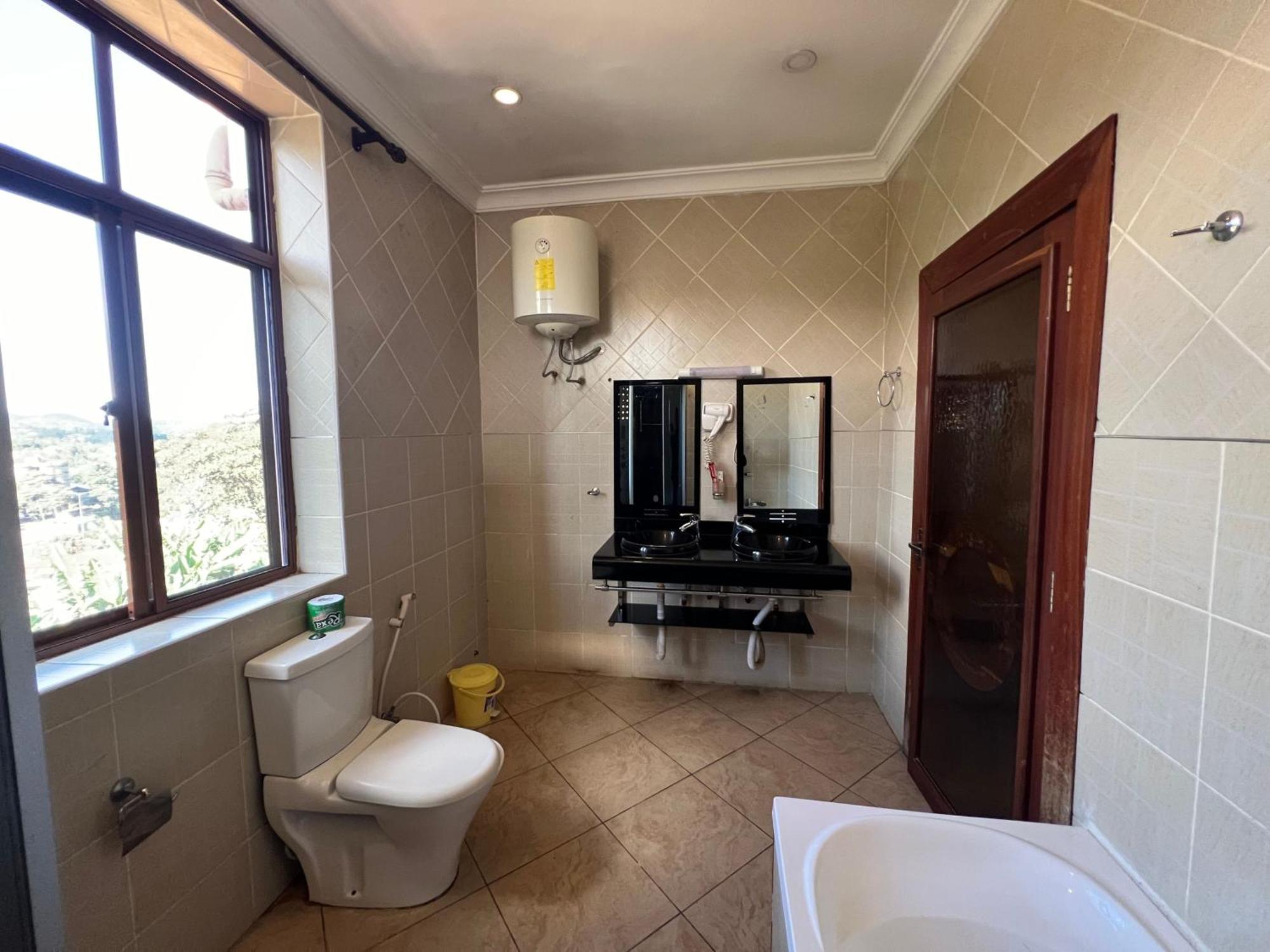 Nejobugg Palace Hotel Nkoanrua Zewnętrze zdjęcie