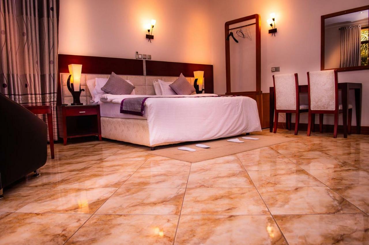 Nejobugg Palace Hotel Nkoanrua Zewnętrze zdjęcie